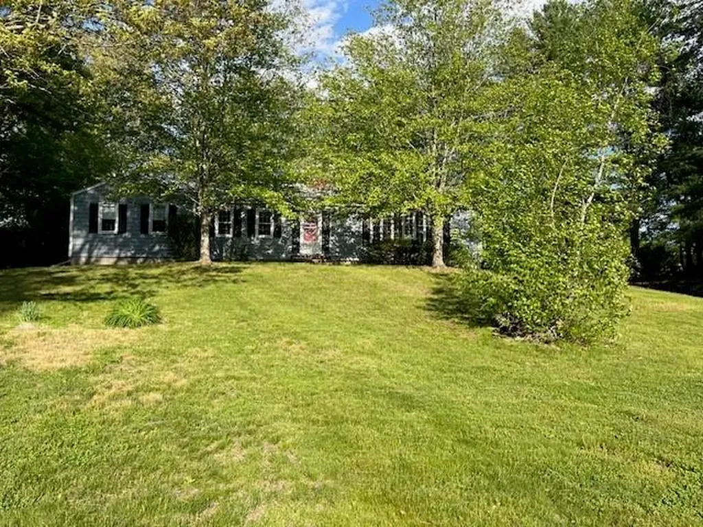 615 West Greenville Road Scituate RI 02857