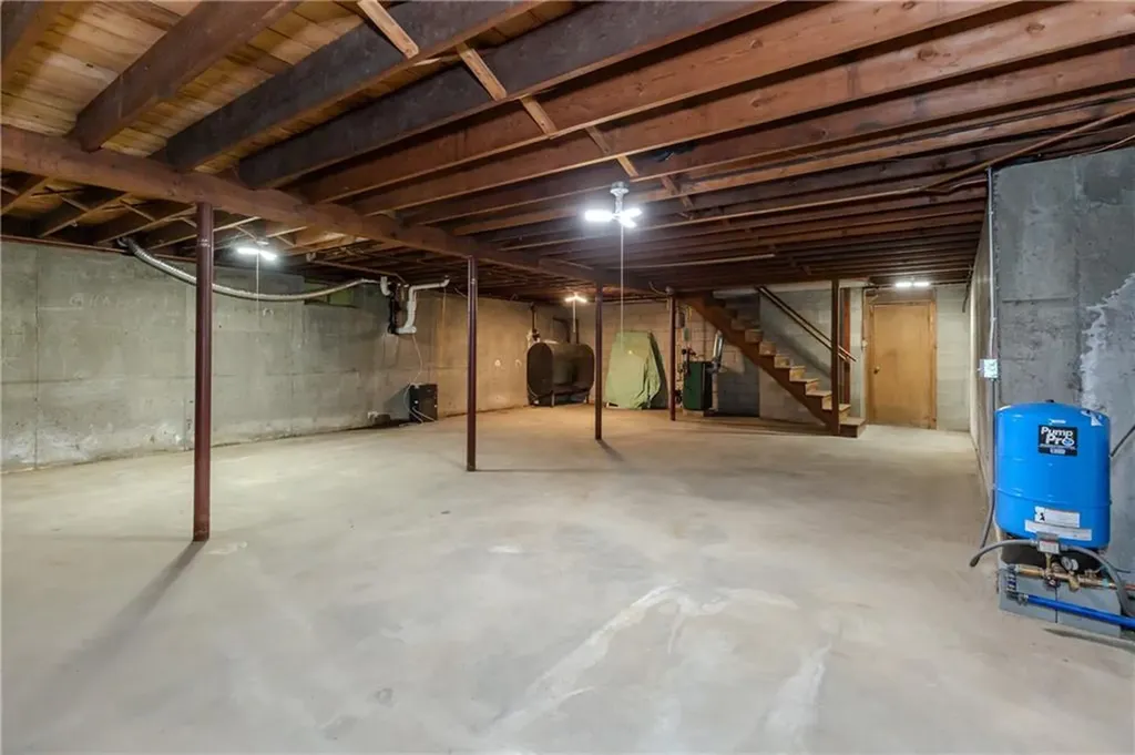 615 West Greenville Road Scituate RI 02857