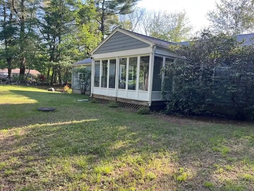 615 West Greenville Road Scituate RI 02857