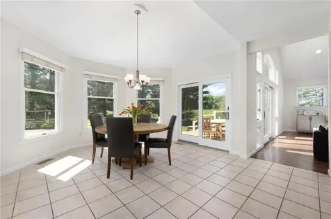 193 Torrie Lane North Kingstown RI 02852