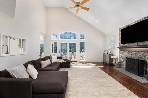 193 Torrie Lane North Kingstown RI 02852