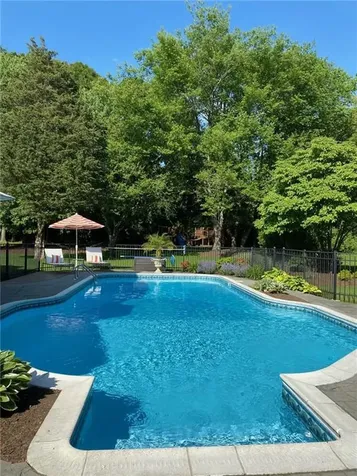 193 Torrie Lane North Kingstown RI 02852