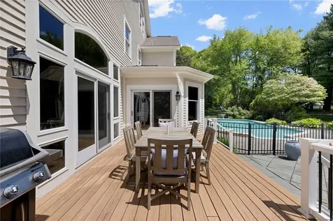 193 Torrie Lane North Kingstown RI 02852