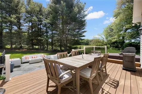 193 Torrie Lane North Kingstown RI 02852