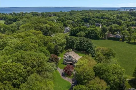 193 Torrie Lane North Kingstown RI 02852