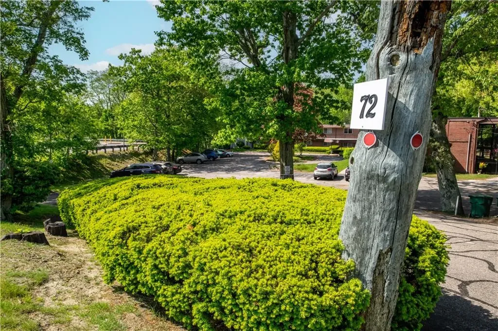 72 W Shore Road Warwick RI 02889
