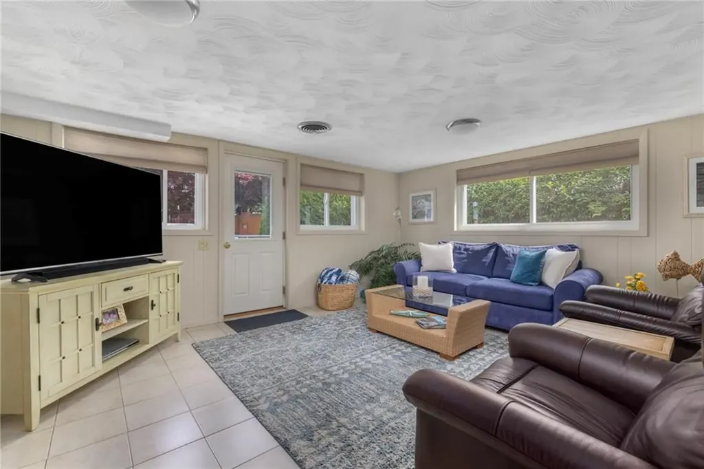 77 Garden Hills Drive Cranston RI 02920