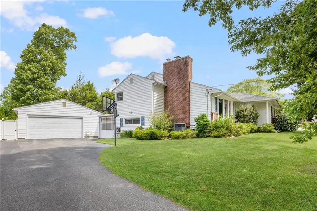77 Garden Hills Drive Cranston RI 02920