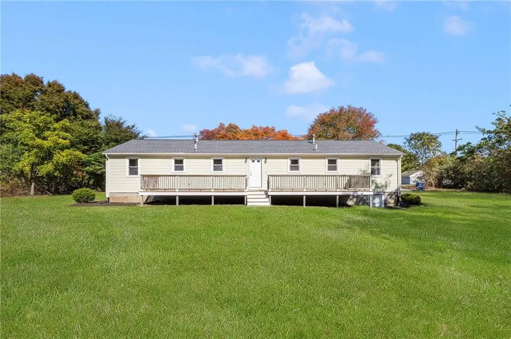 622 Dry Bridge Road North Kingstown RI 02852