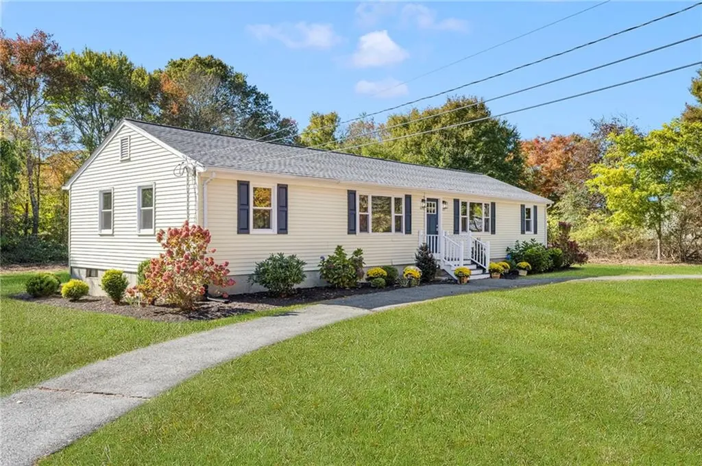 622 Dry Bridge Road North Kingstown RI 02852