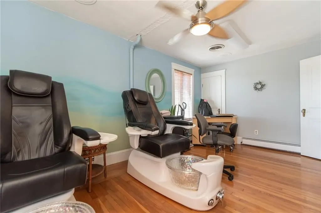 Cranston RI 02910