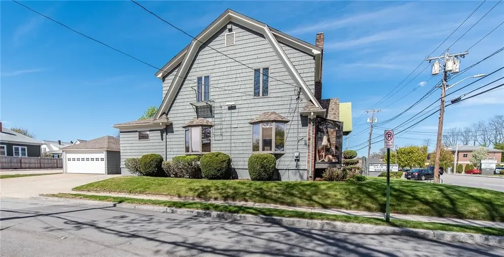 Cranston RI 02910
