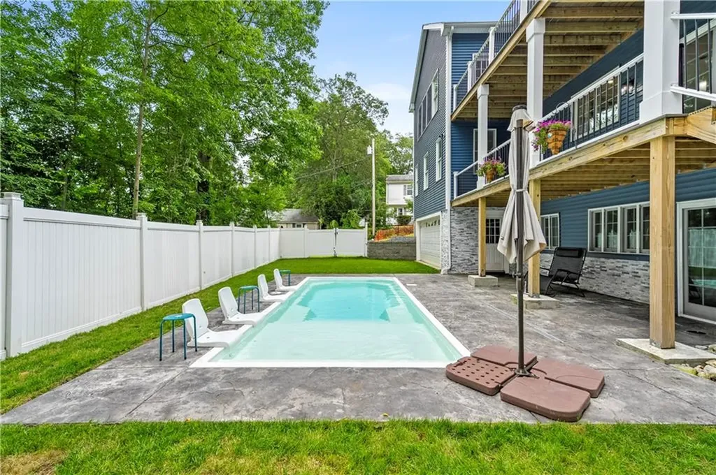 70 Shady Lane Burrillville RI 02859