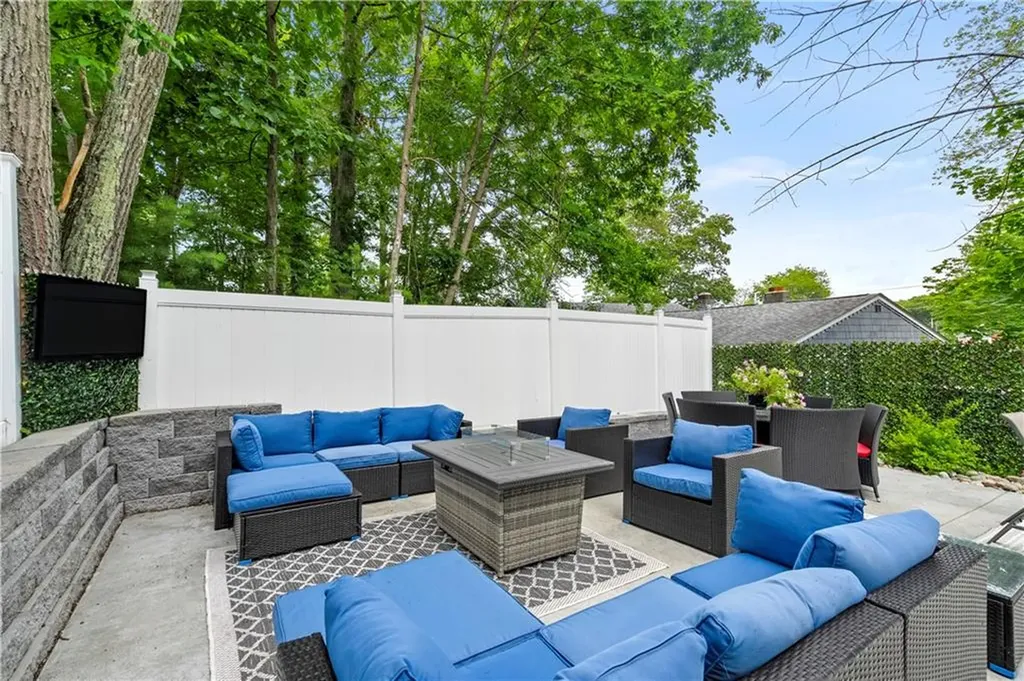 70 Shady Lane Burrillville RI 02859