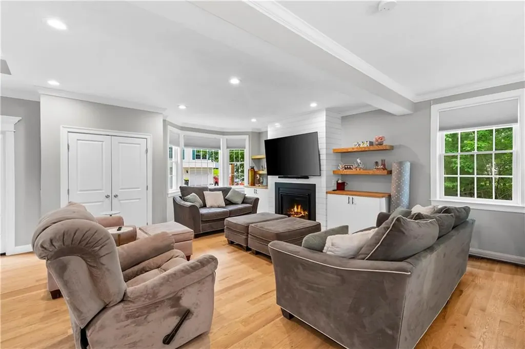 70 Shady Lane Burrillville RI 02859
