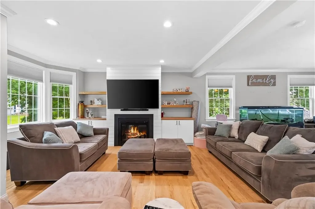 70 Shady Lane Burrillville RI 02859