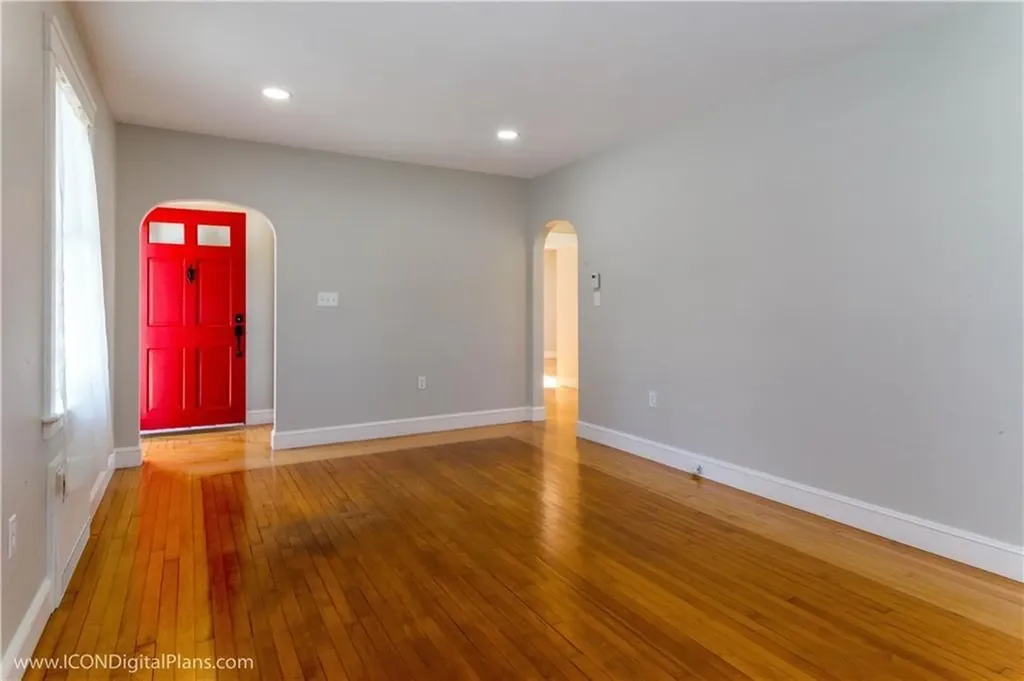 429 Forest Avenue Middletown RI 02842