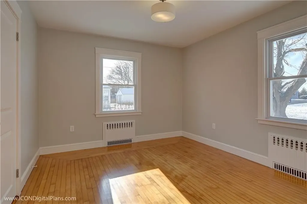 429 Forest Avenue Middletown RI 02842