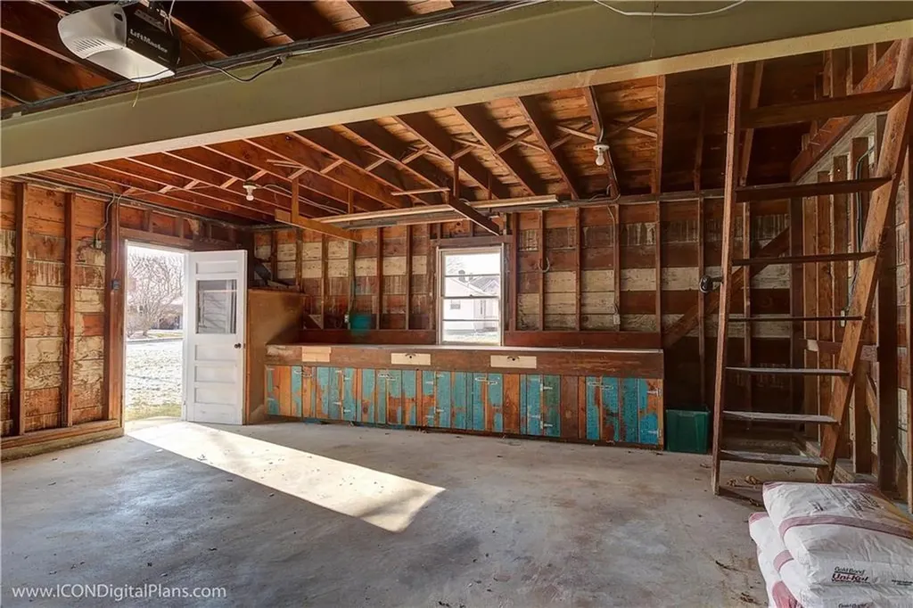 429 Forest Avenue Middletown RI 02842