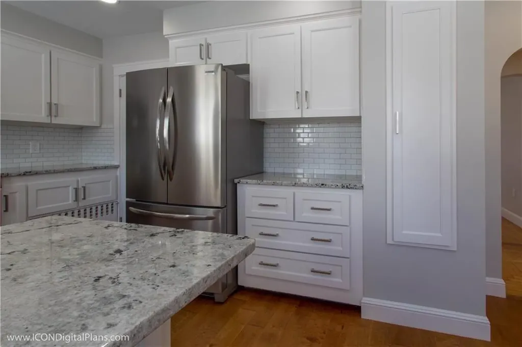 429 Forest Avenue Middletown RI 02842