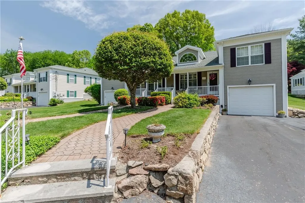 32 Orchard Meadows Drive Smithfield RI 02917