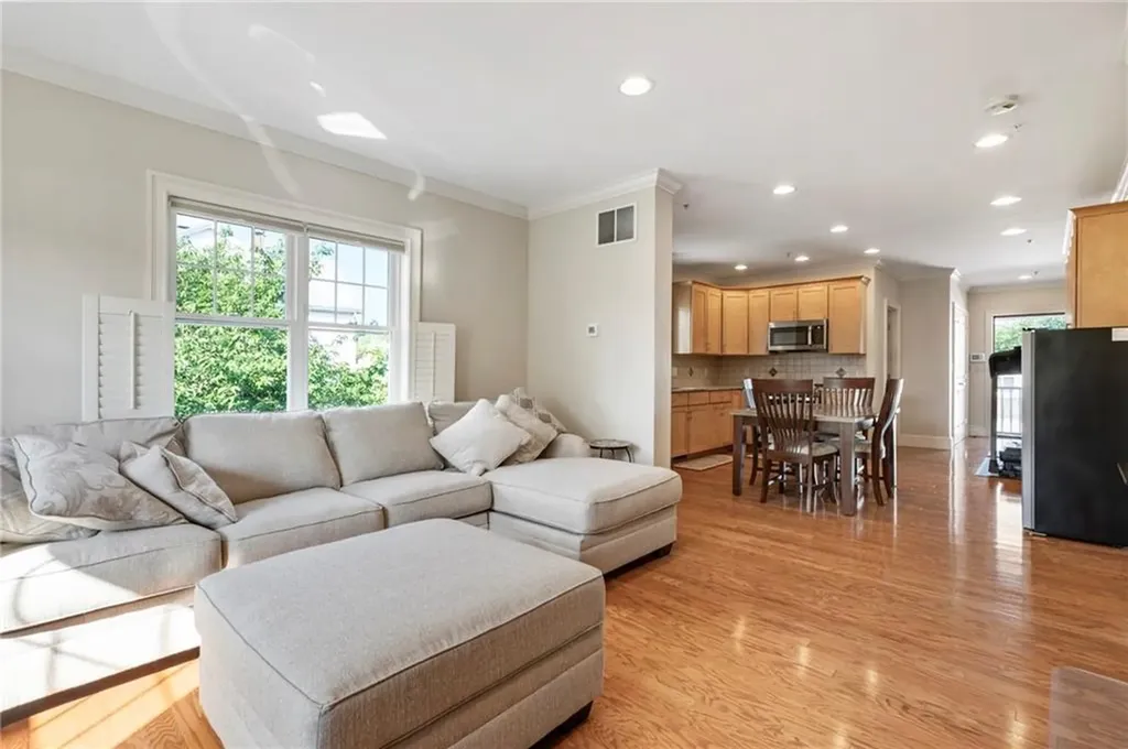 50 Clemence Street Cranston RI 02920