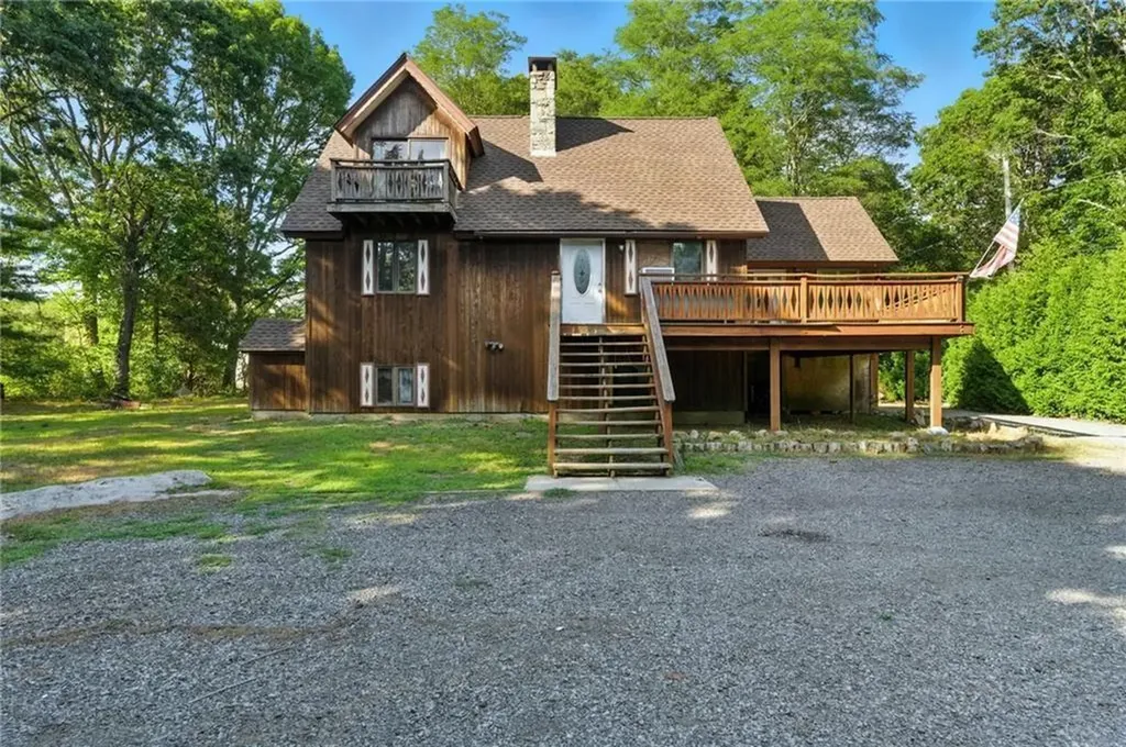 130 South Niantic Drive Charlestown RI 02813