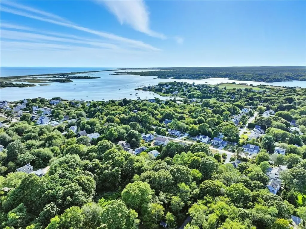 130 South Niantic Drive Charlestown RI 02813
