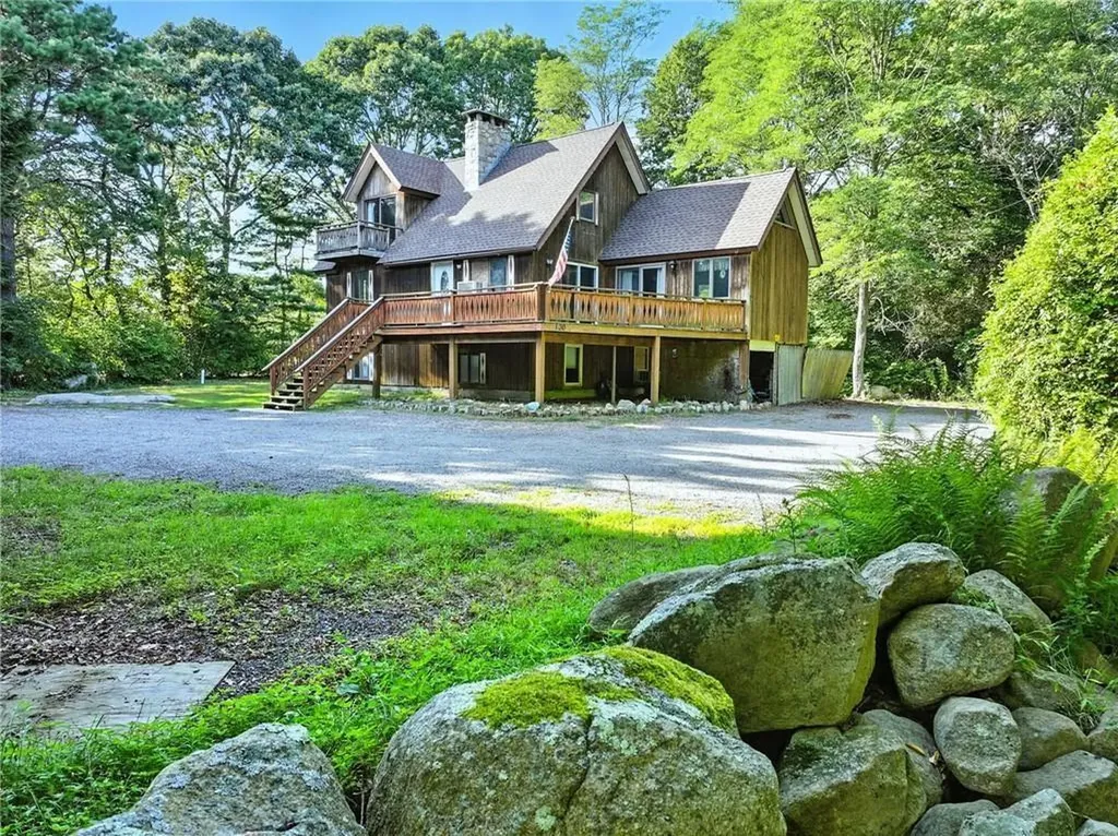 130 South Niantic Drive Charlestown RI 02813
