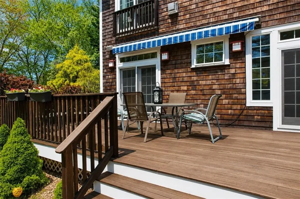 94 Daytona Avenue Narragansett RI 02882