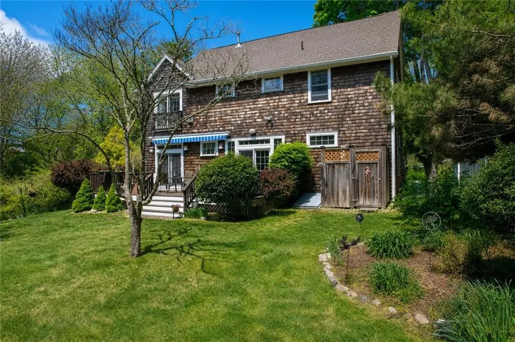 94 Daytona Avenue Narragansett RI 02882