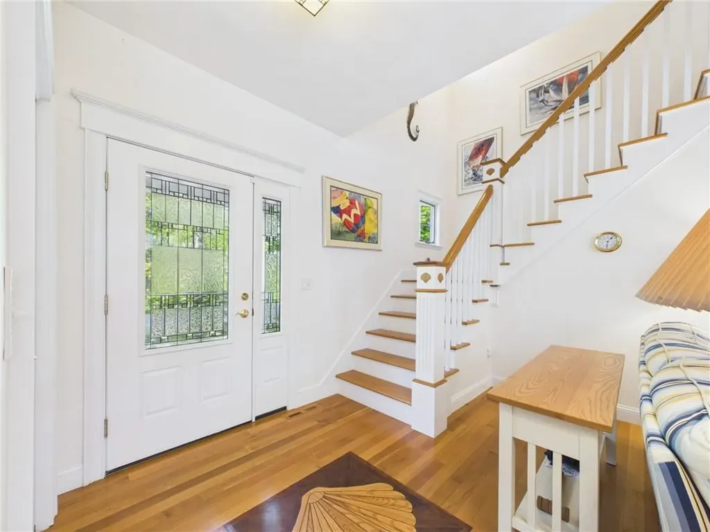 94 Daytona Avenue Narragansett RI 02882