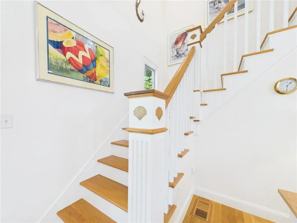 94 Daytona Avenue Narragansett RI 02882