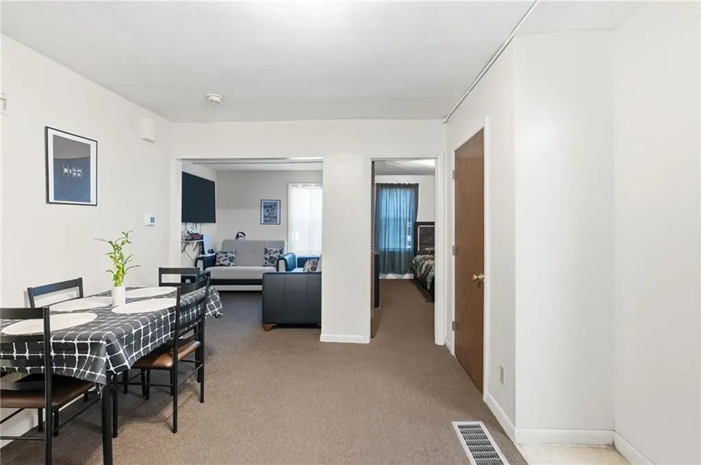 513 Charles Street Providence RI 02904