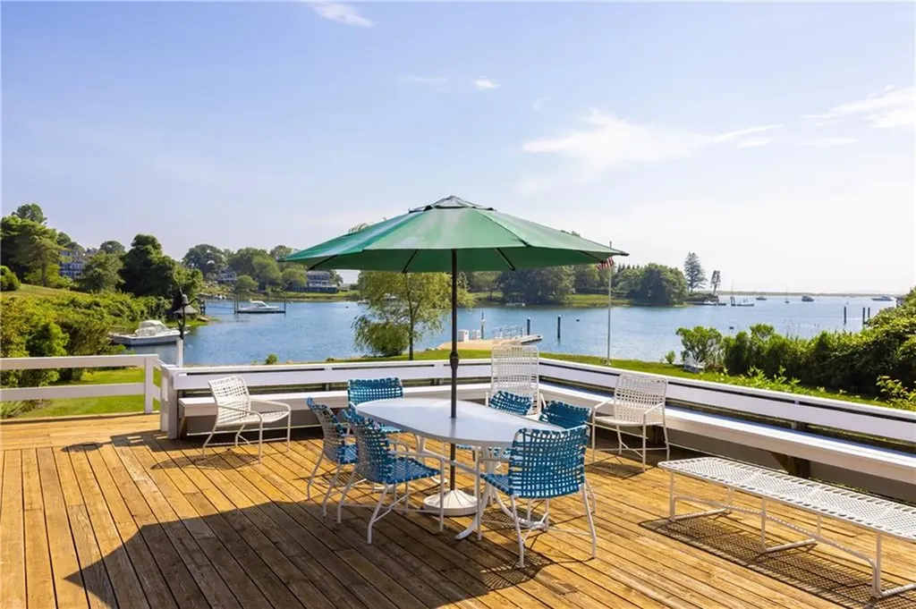 4 Arraquat Road Westerly RI 02891