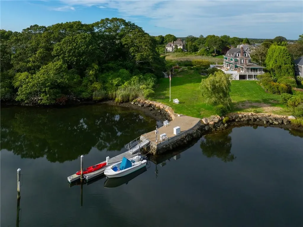 4 Arraquat Road Westerly RI 02891