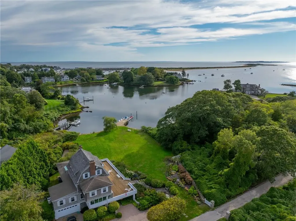 4 Arraquat Road Westerly RI 02891