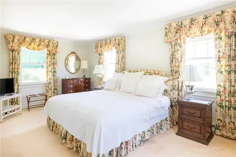 4 Arraquat Road Westerly RI 02891