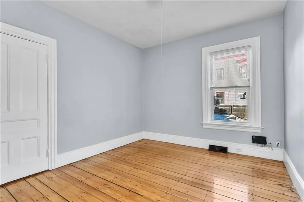 45 51 Wendell Street Providence RI 02909