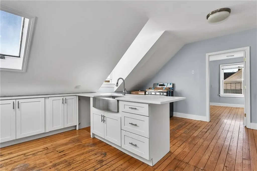 45 51 Wendell Street Providence RI 02909