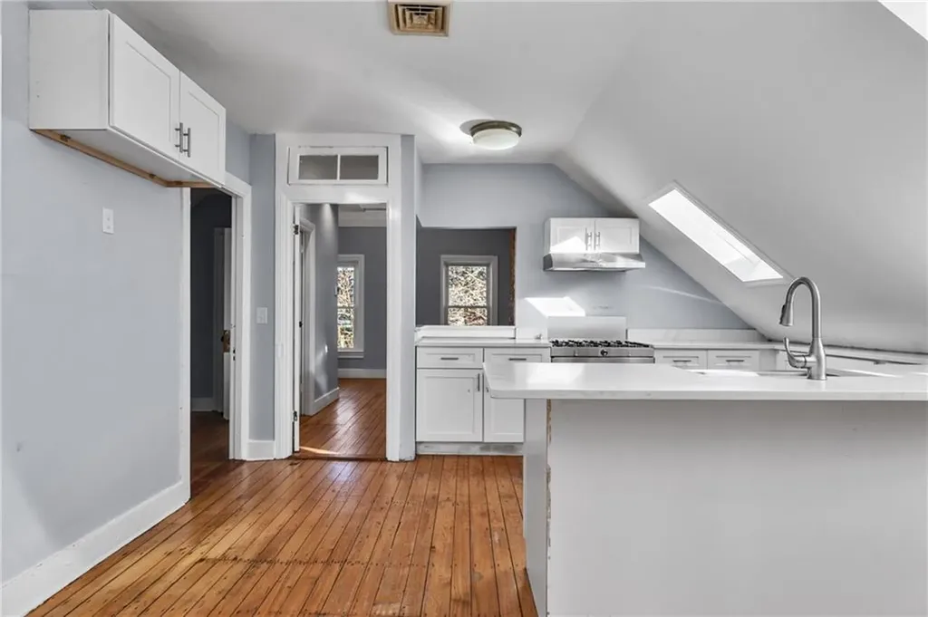 45 51 Wendell Street Providence RI 02909