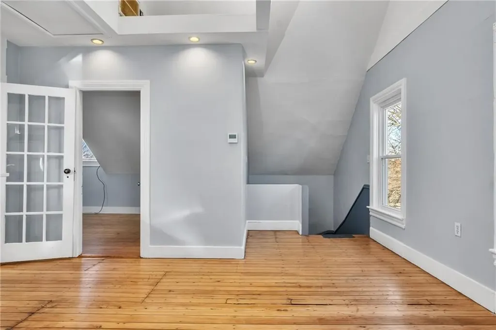 45 51 Wendell Street Providence RI 02909