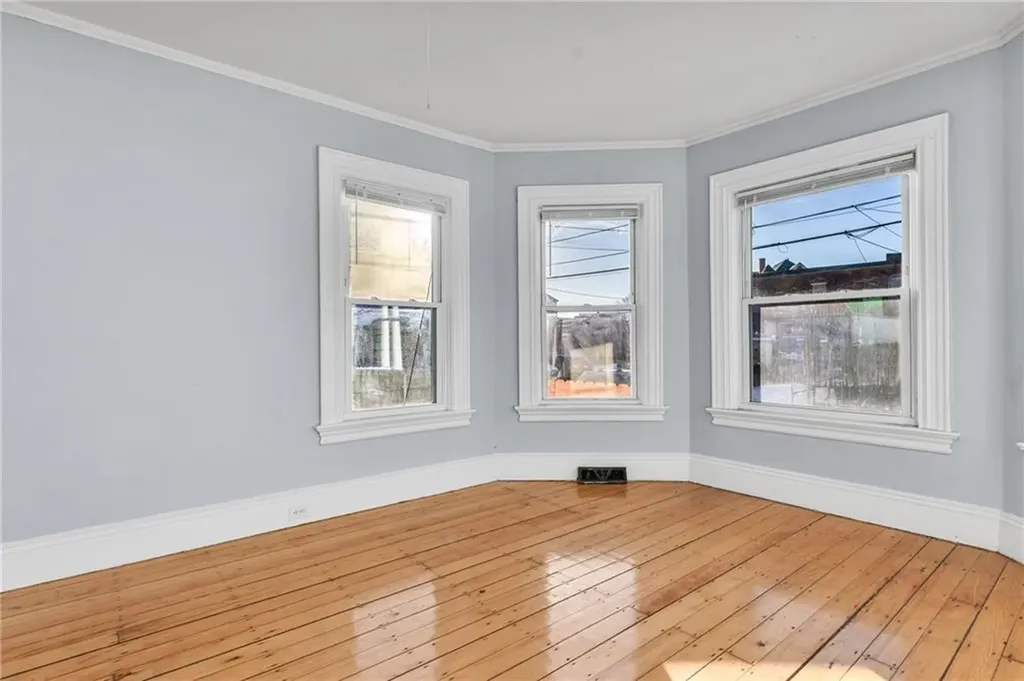 45 51 Wendell Street Providence RI 02909