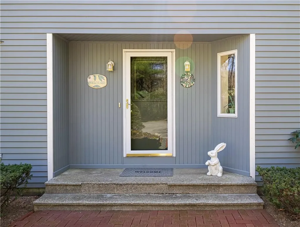 282 Byron Randall Road Scituate RI 02857