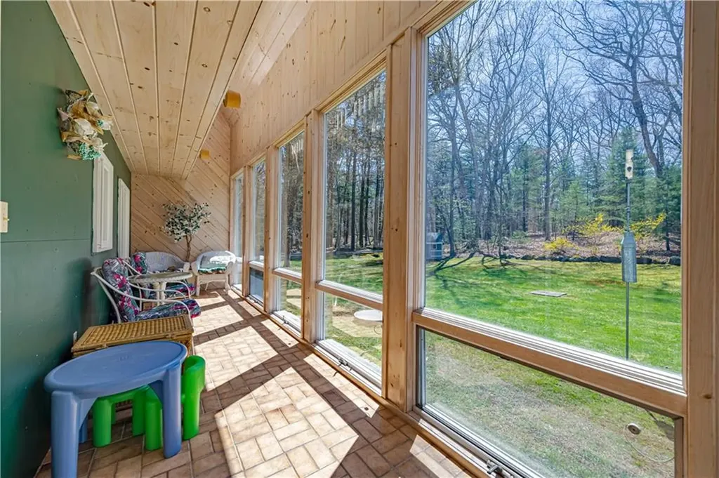 282 Byron Randall Road Scituate RI 02857