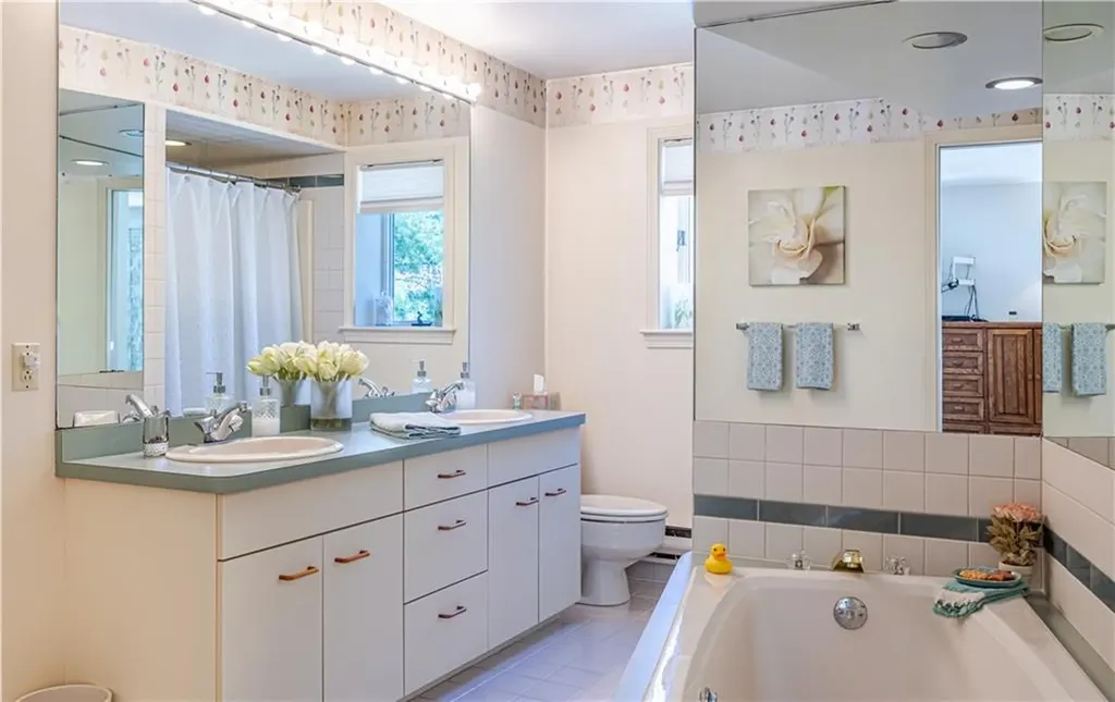 282 Byron Randall Road Scituate RI 02857