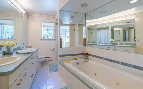 282 Byron Randall Road Scituate RI 02857