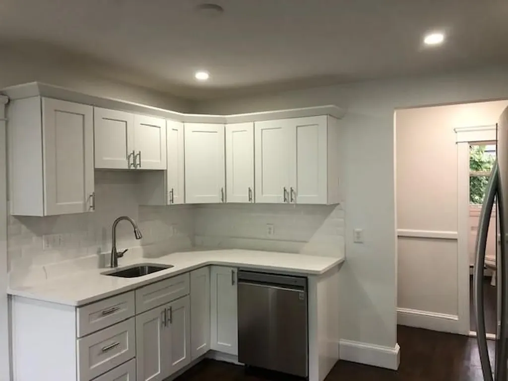 119 Lancaster Street Providence RI 02906