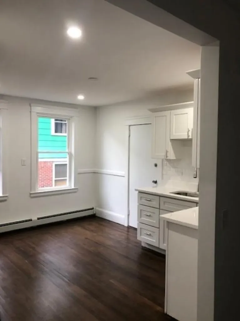 119 Lancaster Street Providence RI 02906