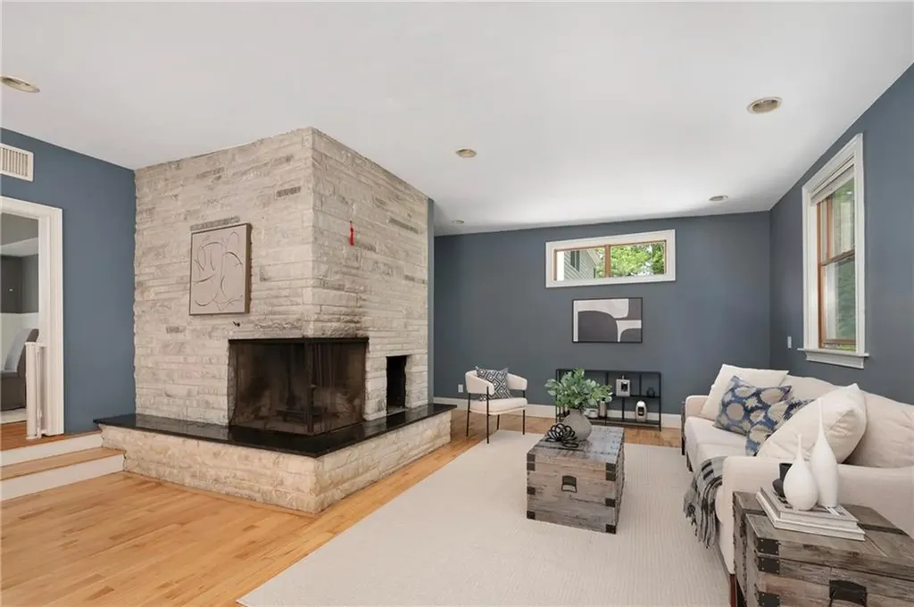 14 Black Creek Lane Warwick RI 02888